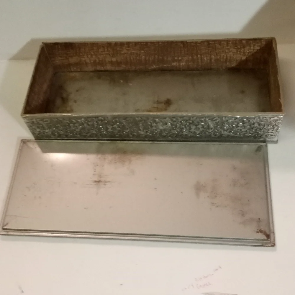 Vintage Guildcraft Metal Tin over wood box 11x4.5